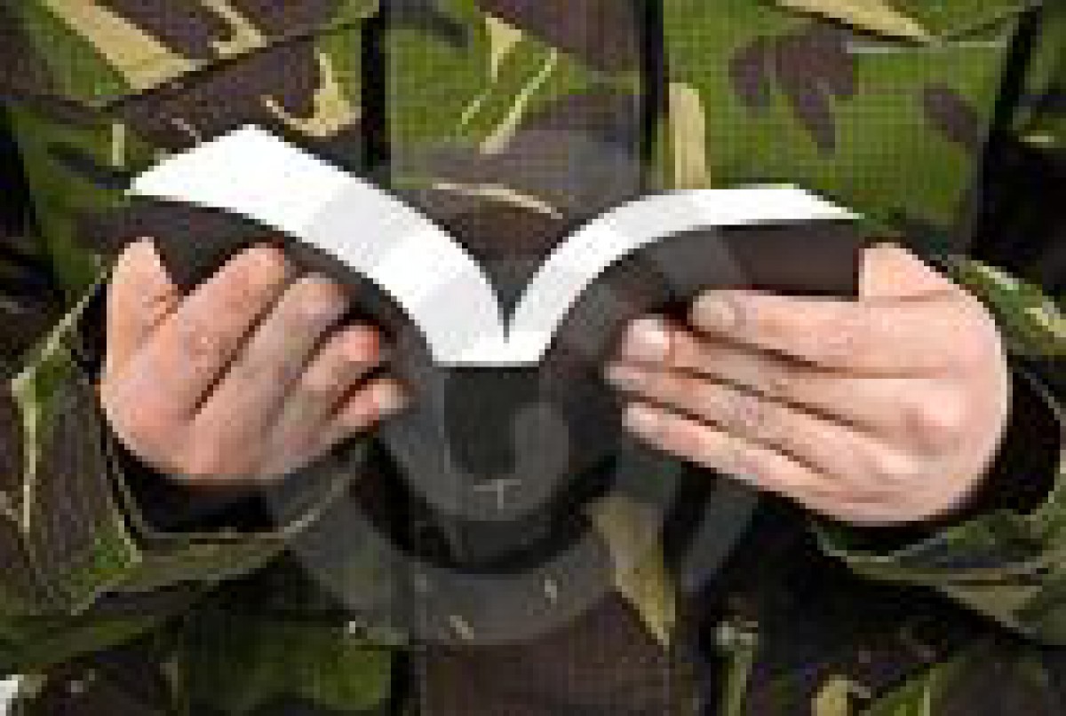 Armata Statelor Unite distruge Biblii