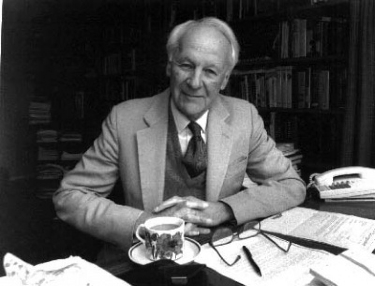 A murit liderul evanghelic John Stott