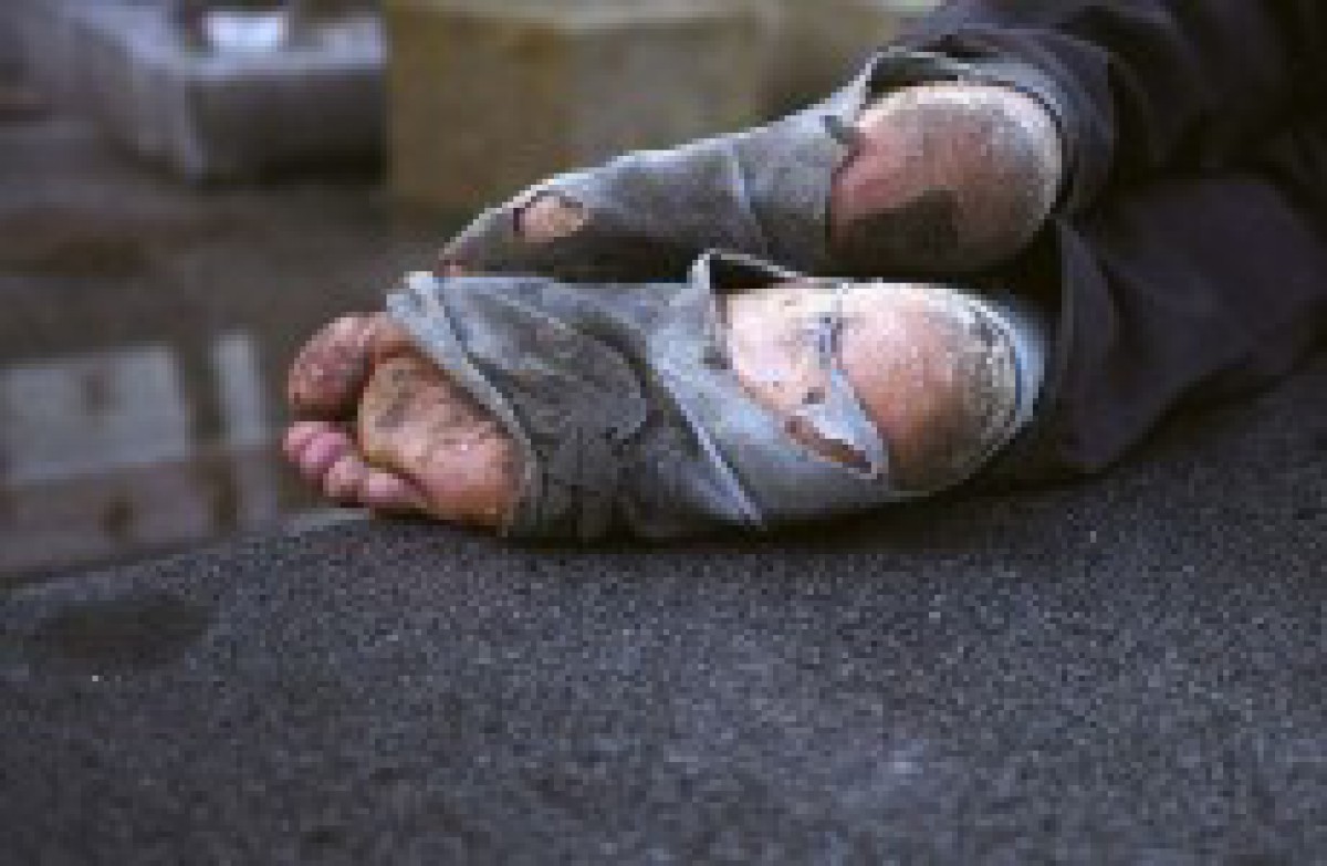 Reportaj la adapostul pentru batranii strazii din Bihor