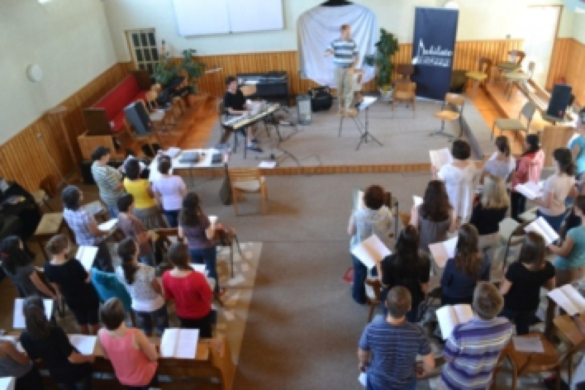 Cursul de vară "Jubilate "- Ce este nou în 2013?