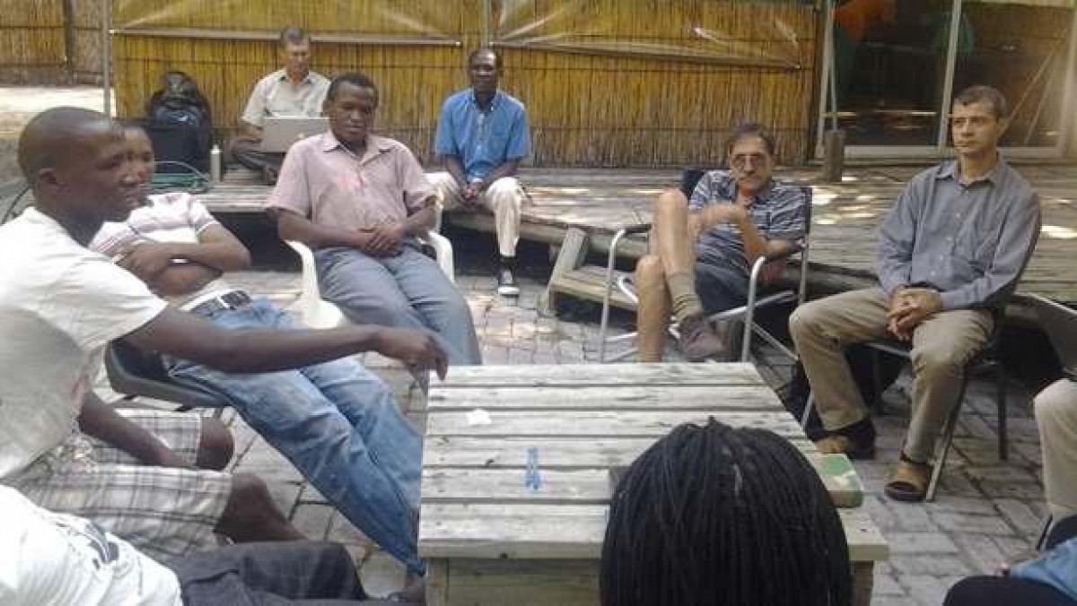 Familia Dubei a început lucrarea între Bushmen în Botswana