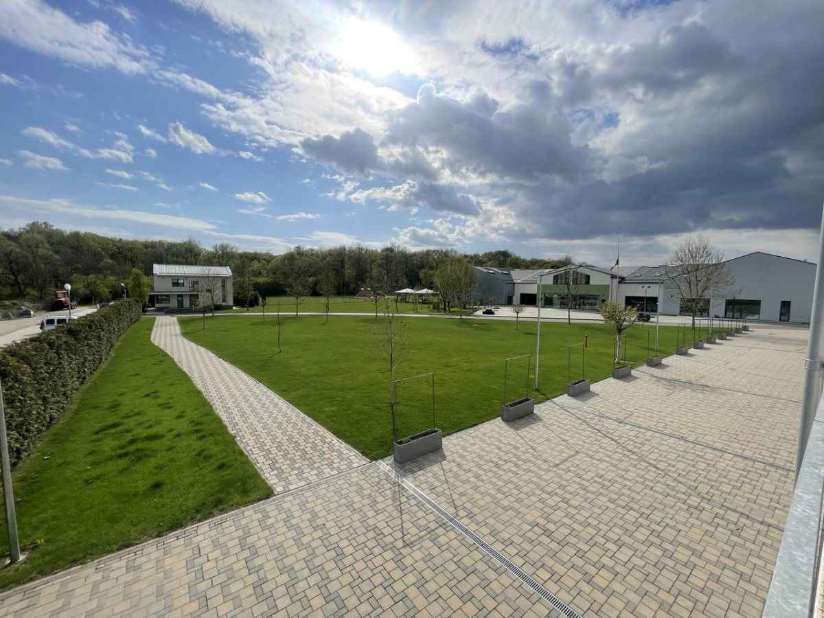 Noul Campus Creștin, la marginea Bucurestiului, la pădurea Țegeș Domnești
