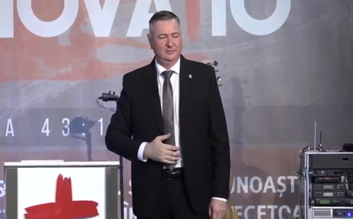 Suntem noi mai tari decât El?